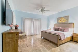 Costa Atlantica Beach Vacation Condos69
