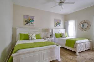 Costa Atlantica Beach Vacation Condos92