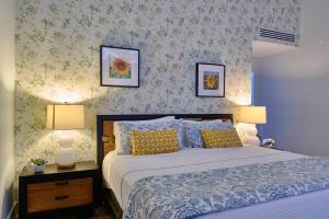 Costa Atlantica Beach Vacation Condos97