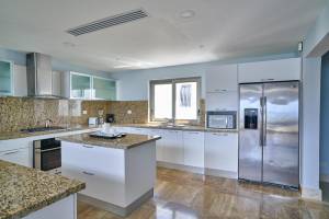 Costa Atlantica Beach Vacation Condos108