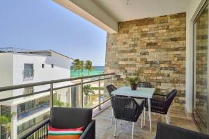 Costa Atlantica Beach Vacation Condos20