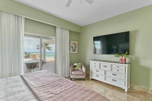 Costa Atlantica Beach Vacation Condos130