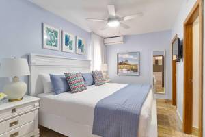 Costa Atlantica Beach Vacation Condos165