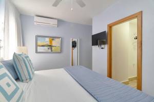 Costa Atlantica Beach Vacation Condos195