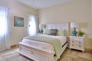 Costa Atlantica Beach Vacation Condos39