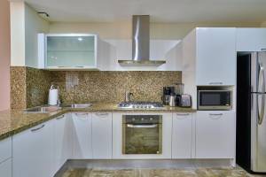 Costa Atlantica Beach Vacation Condos45