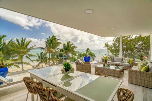 Oceanfront Three-Bedroom Apartment