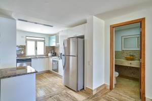 Costa Atlantica Beach Vacation Condos52