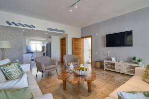 Costa Atlantica Beach Vacation Condos57