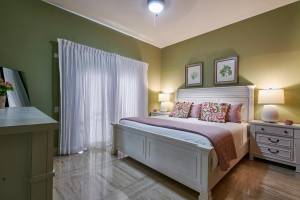 Costa Atlantica Beach Vacation Condos65