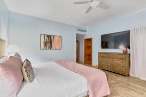 Costa Atlantica Beach Vacation Condos67
